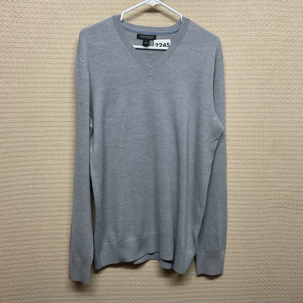 Banana Republic Men's V Neck Sweater Tall Large 100% Merino Extra Fine Wool Gray
